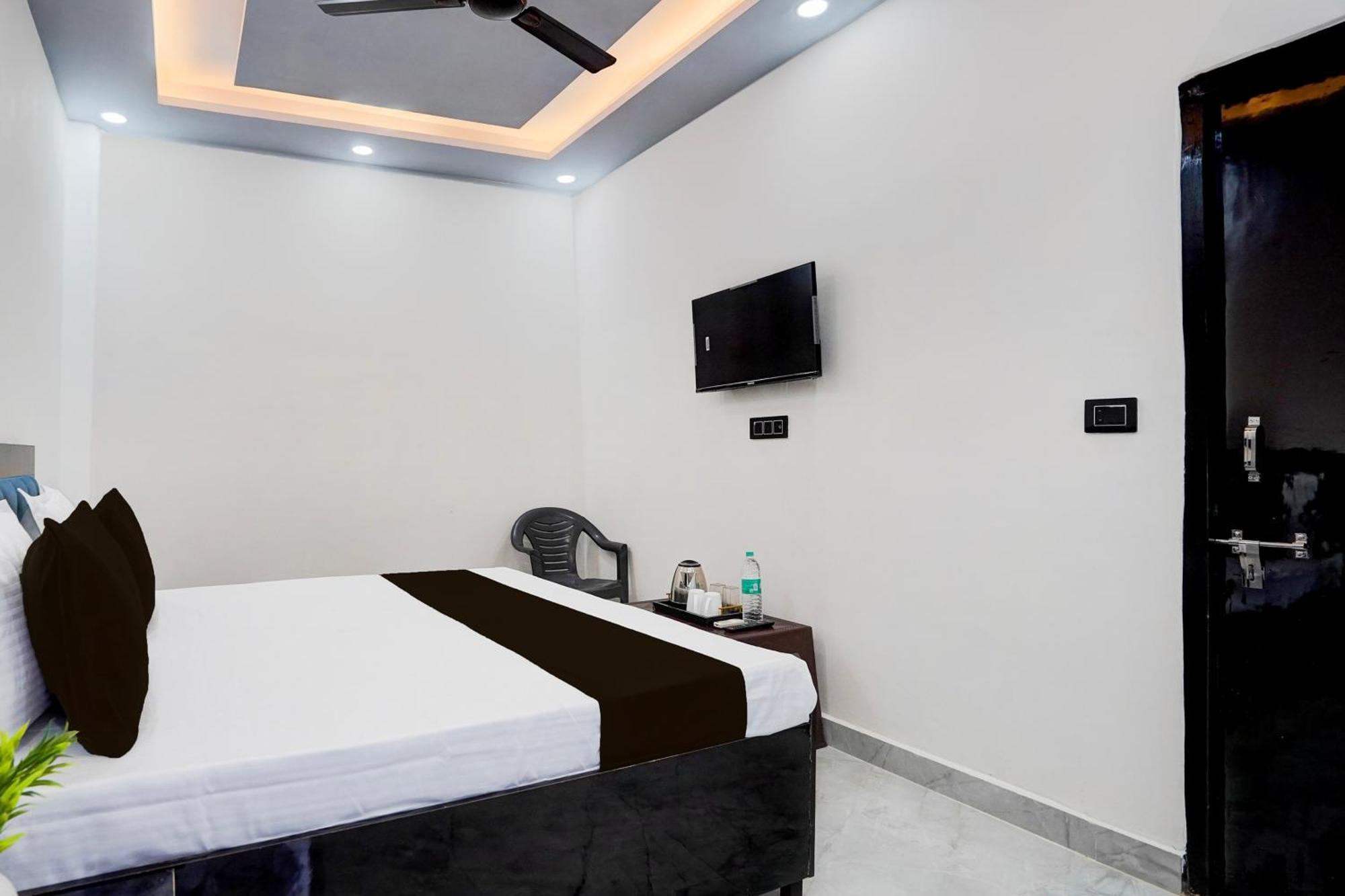 Hotel O Karan Residency New Delhi Exterior photo